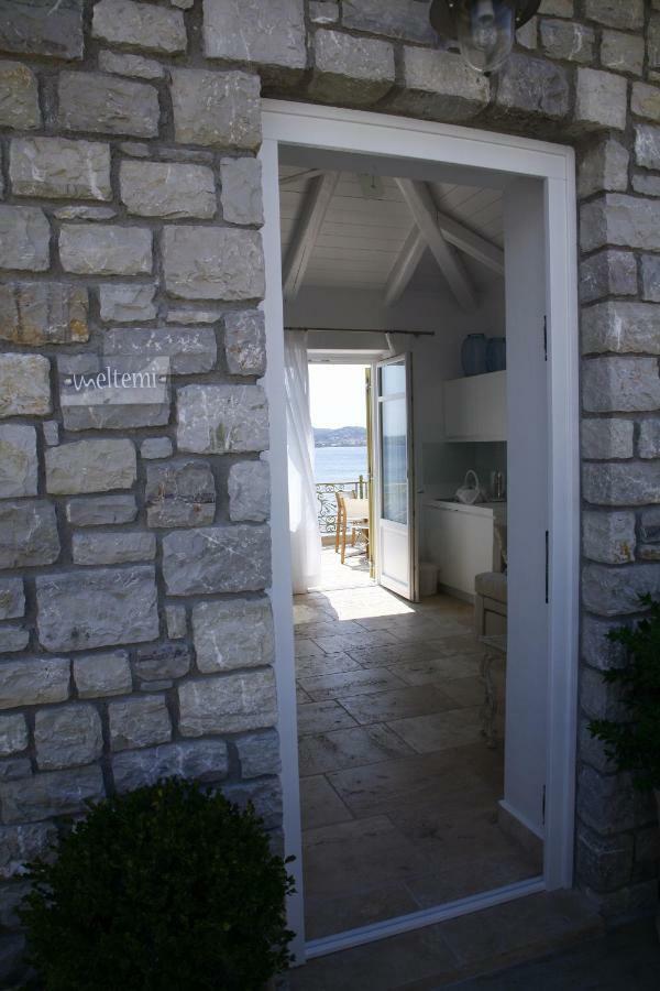 Mourayio Bed & Breakfast Ermioni Exterior photo